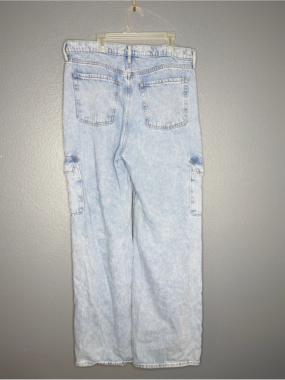 Old Navy Light Blue Wash Wide-Leg High-Rise Cargo Pant Jeans Streetwear 12 - Picture 5 of 6